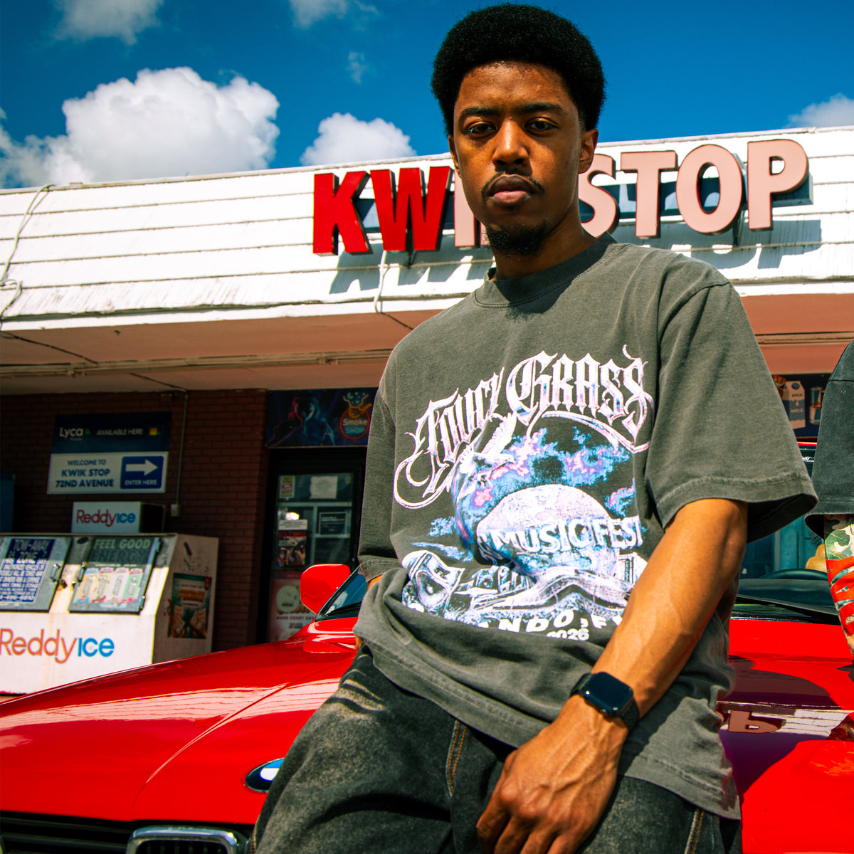 TGMF WORLD WASHED BLACK 26 LINEUP TEE